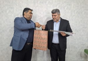 فرماندار ساوجبلاغ عضو طرح حامی ایتام شد