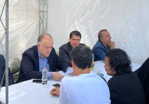 پیگیری مشکلات شهروندان وظیفه مسئولین است
